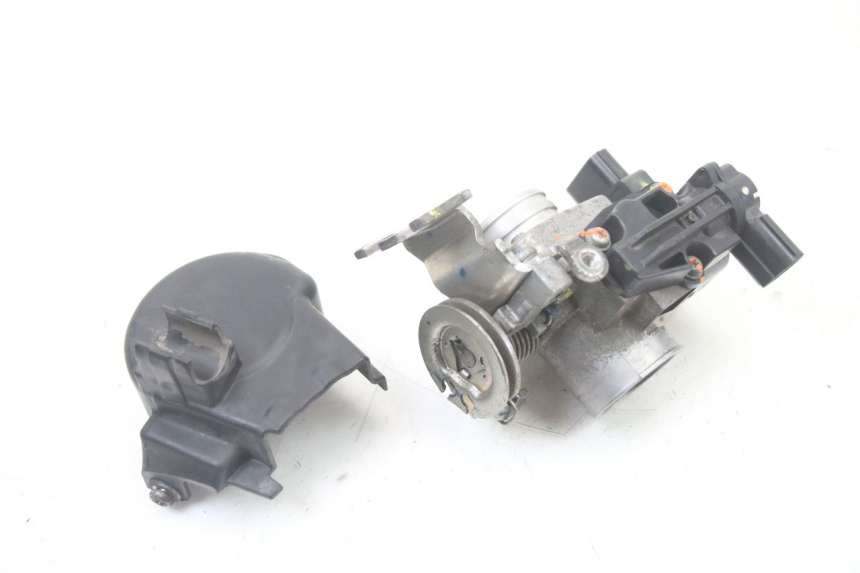 photo de CORPO FARFALLATO HONDA FORZA 125 (2021 - 2025) - Zoom sullo stato d'uso