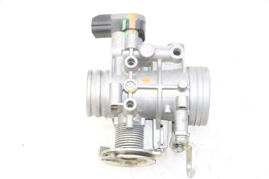 photo de CORPO FARFALLATO SYM JOYMAX 125 (2010 - 2017) - Zoom sullo stato d'uso