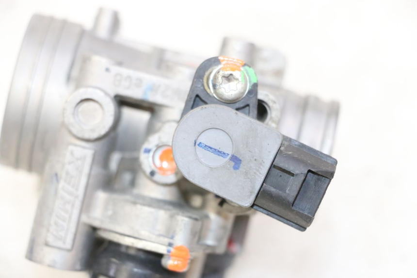 photo de CORPO FARFALLATO SYM JOYMAX 125 (2010 - 2017) - Vista d'insieme del prodotto