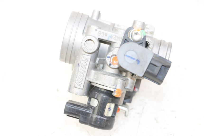 photo de CORPO FARFALLATO SYM JOYMAX 125 (2010 - 2017) - Dettagli dei punti di fissaggio