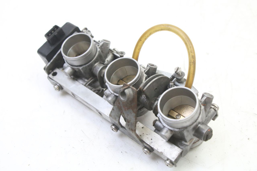 photo de CORPO FARFALLATO BMW K 75 RT 750 (1989 - 1997) - Vista d'insieme del prodotto