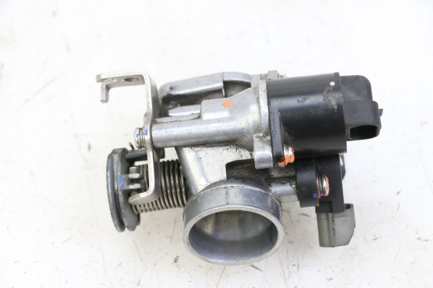 photo de CORPO FARFALLATO KEEWAY K-LIGHT KLIGHT 125 (2018 - 2025) - Primo piano tecnico