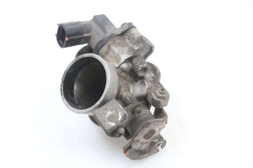 photo de INIEZIONE PEUGEOT KISBEE 4T 50 (2018 - 2022) - Dettaglio del componente