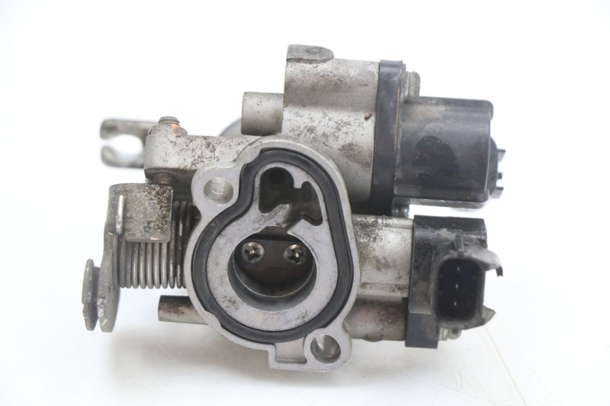 photo de INIEZIONE PEUGEOT KISBEE 4T 50 (2018 - 2022) - Altra angolazione