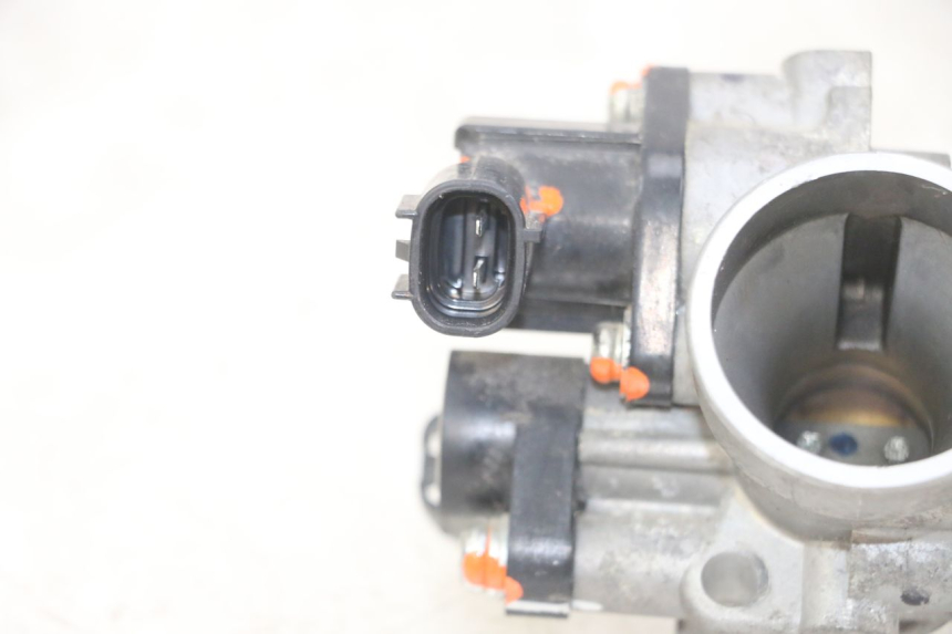 photo de INIEZIONE PEUGEOT KISBEE 4T 50 (2018 - 2022) - Dettagli dei punti di fissaggio