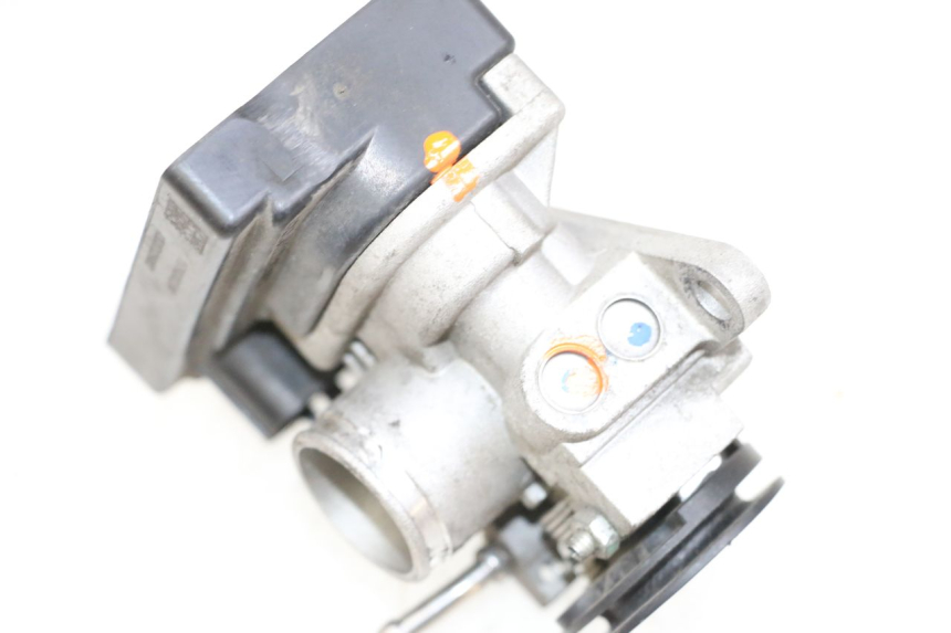 photo de INIEZIONE PEUGEOT KISBEE 4T 50 (2018 - 2022) - Altra angolazione