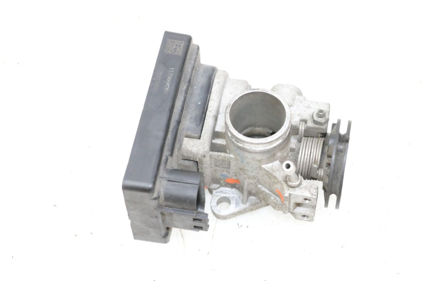 photo de INIEZIONE PEUGEOT KISBEE 4T 50 (2018 - 2022) - Dettagli dei punti di fissaggio