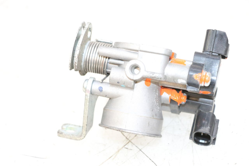 photo de INIEZIONE PEUGEOT KISBEE 4T 50 (2018 - 2022) - Dettaglio del componente