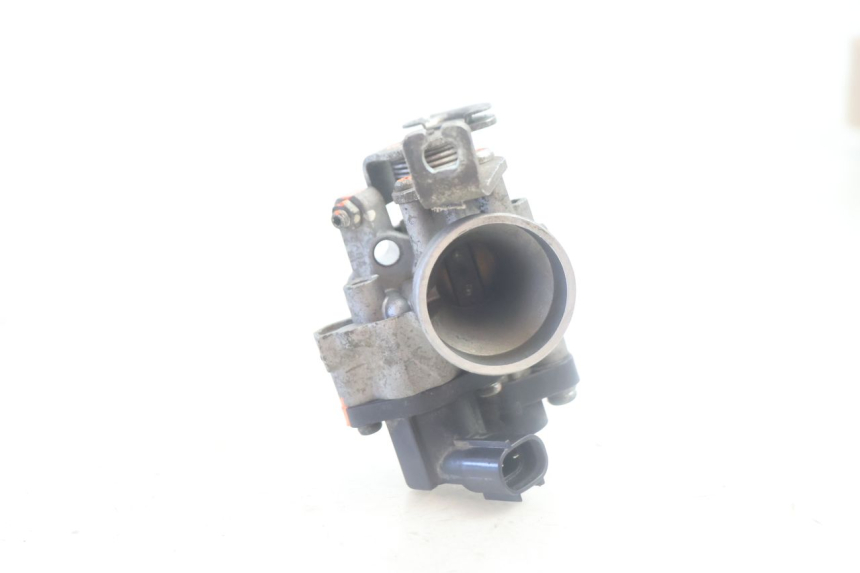 photo de INIEZIONE PEUGEOT KISBEE 4T 50 (2018 - 2022) - Altra angolazione