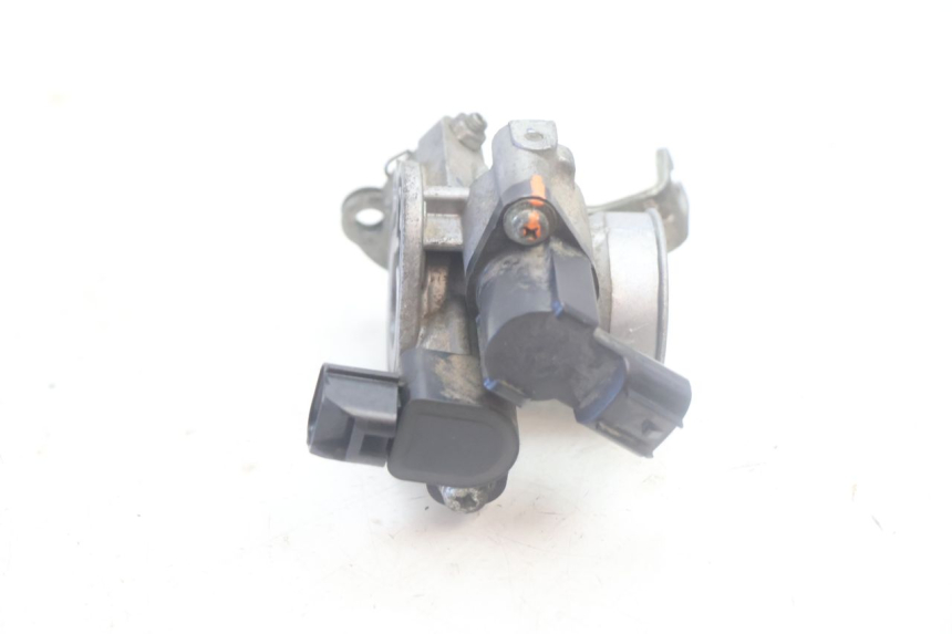 photo de INIEZIONE PEUGEOT KISBEE 4T 50 (2018 - 2022) - Stato della superficie e materiale