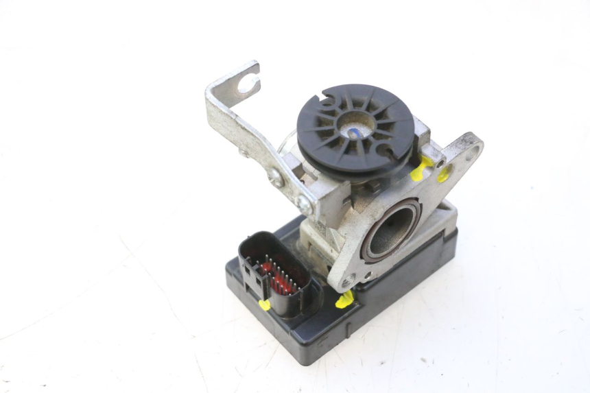 photo de CORPO FARFALLATO PEUGEOT KISBEE 4T 50 (2023 - 2026) - Dettaglio del componente