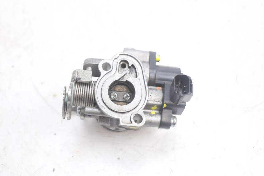 photo de INIEZIONE PEUGEOT KISBEE 4T 50 (2018 - 2022) - Altra angolazione