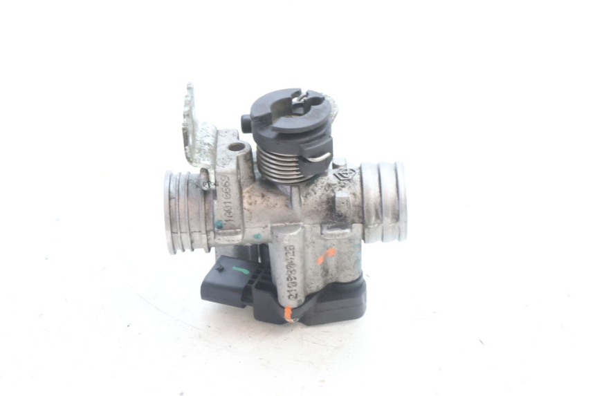 photo de CORPO FARFALLATO PIAGGIO LIBERTY IGET 4T 50 (2021 - 2025) - Altra angolazione