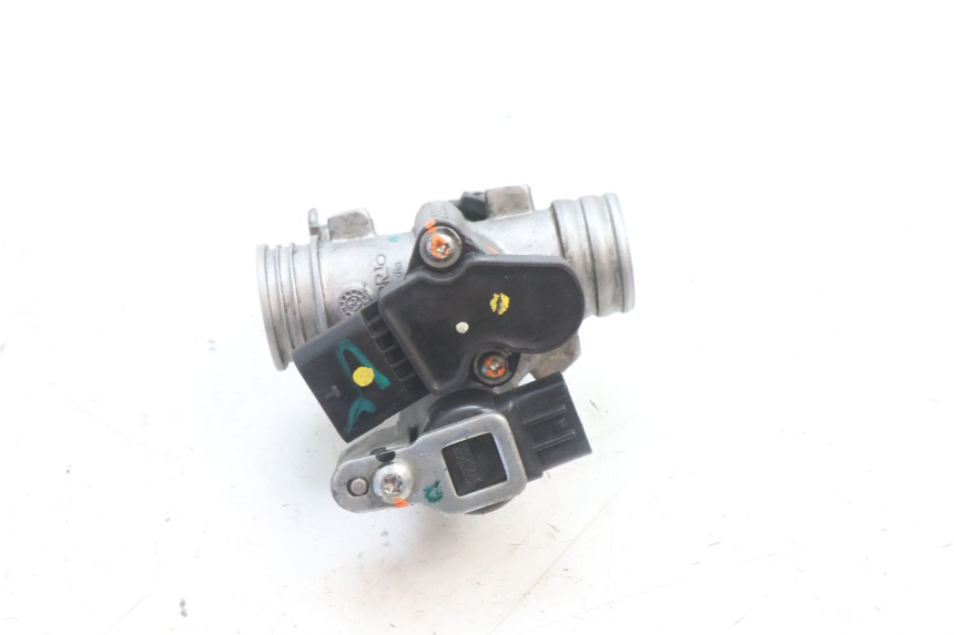 photo de CORPO FARFALLATO PIAGGIO LIBERTY IGET 4T 50 (2021 - 2025) - Stato della superficie e materiale