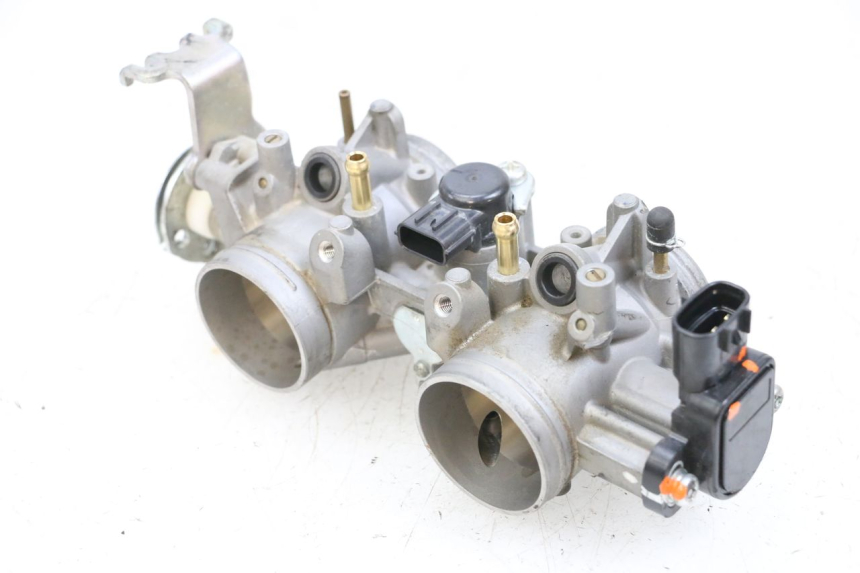 photo de CORPO FARFALLATO YAMAHA MT-07 MT07 ABS 700 (2018 - 2020) - Vista principale