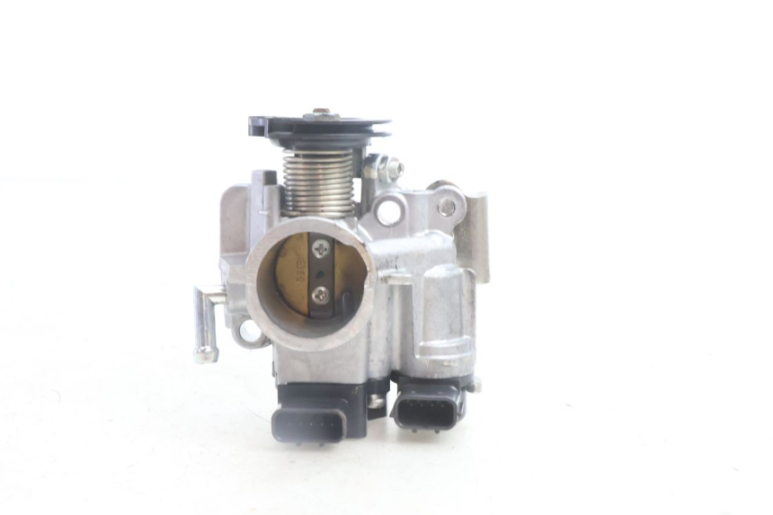 photo de CORPO FARFALLATO YAMAHA N-MAX NMAX 125 (2021 - 2024) - Vista principale