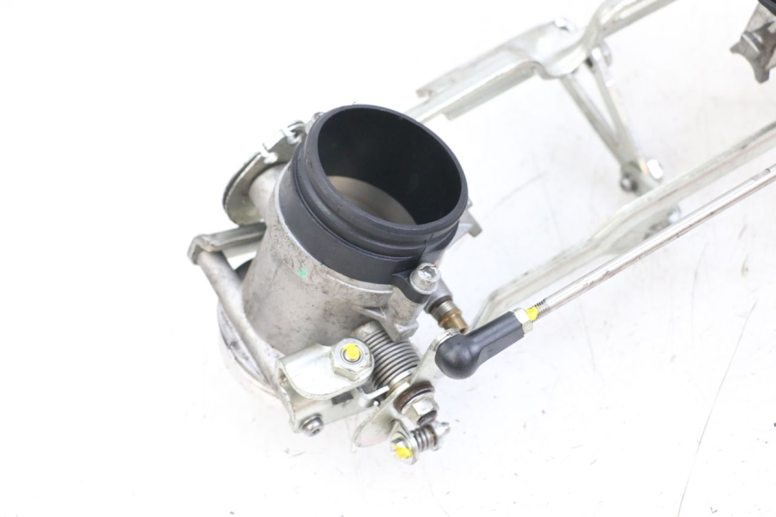 photo de CORPO FARFALLATO MOTO GUZZI NORGE 8V GT 1200 (2011 - 2016) - Ricambio usato controllato