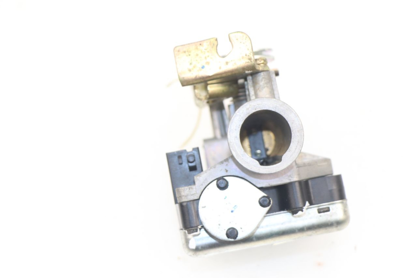 photo de CORPO FARFALLATO HONDA NPS ZOOMER 50 (2004 - 2013) - Zoom sullo stato d'uso