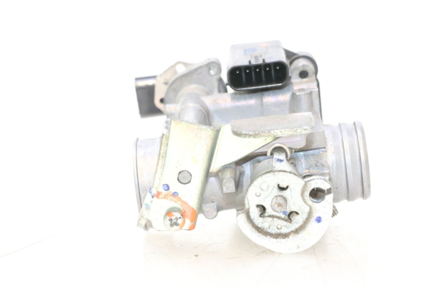 photo de INIEZIONE HONDA PCX (JF28) 125 (2009 - 2011) - Altra angolazione