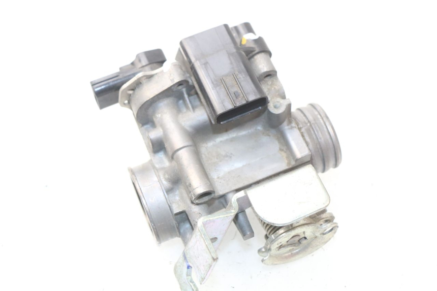 photo de INIEZIONE HONDA PCX (JF47) 125 (2012 - 2013) - Altra angolazione