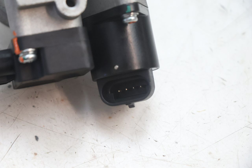 photo de CORPO FARFALLATO JM MOTORS R-MAX TECH 50 (2024 - 2026) - Altra angolazione