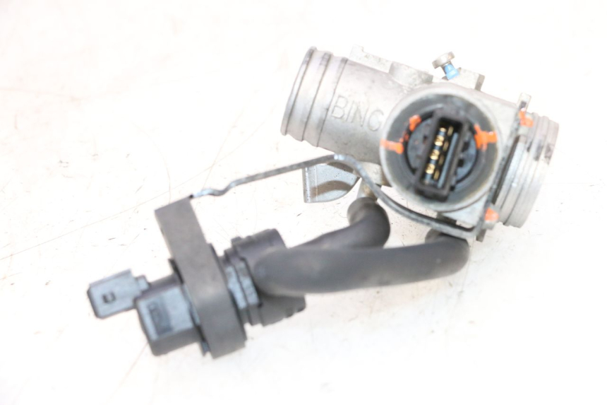 photo de CORPO FARFALLATO PEUGEOT SATELIS COMPRESSOR K15 125 (2006 - 2009) - Dettaglio del componente