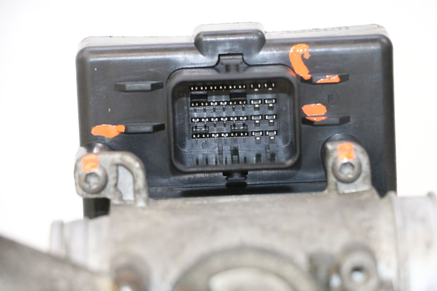 photo de CORPO FARFALLATO PEUGEOT SATELIS 125 (2013 - 2018) - Ricambio usato controllato