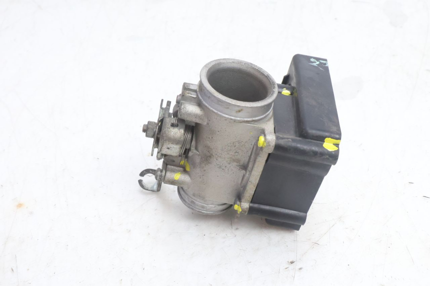 photo de CORPO FARFALLATO PEUGEOT SATELIS 125 (2013 - 2018) - Altra angolazione