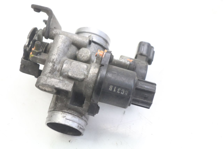 photo de CORPO FARFALLATO MBK SKYCRUISER 125 (2006 - 2009) - Vista principale