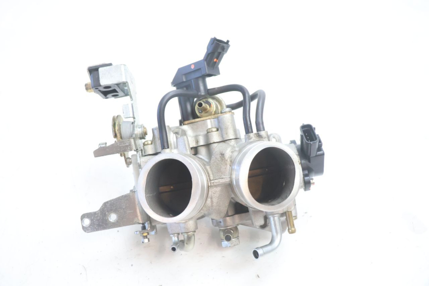 photo de CORPO FARFALLATO CAN-AM SPYDER RS 1000 (2008 - 2012) - Dettaglio del componente