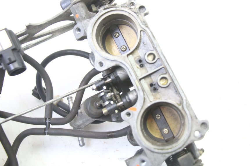 photo de CORPO FARFALLATO HONDA ST PAN EUROPEAN 1300 (2002 - 2013) - Zoom sullo stato d'uso