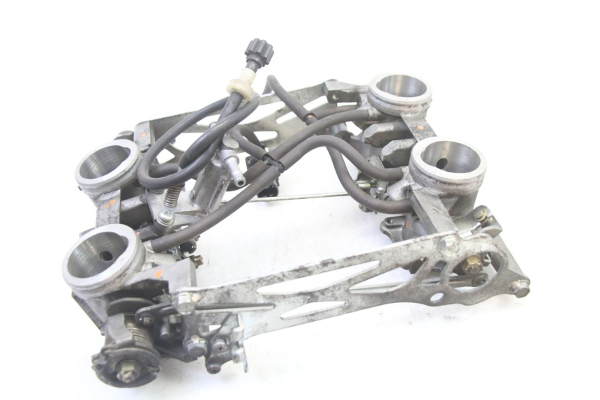 photo de CORPO FARFALLATO HONDA ST PAN EUROPEAN 1300 (2002 - 2013) - Marcature e riferimenti originali