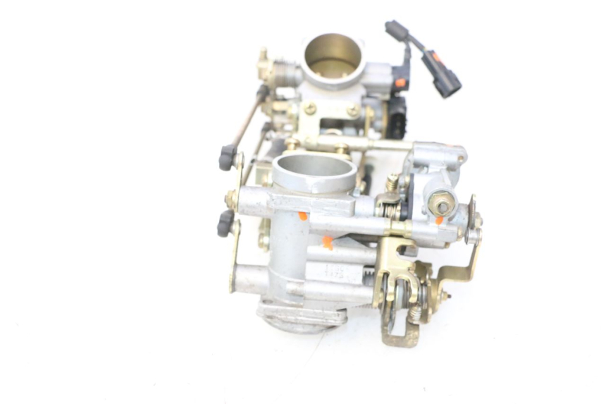 photo de CORPO FARFALLATO SUZUKI SV S 650 (2003 - 2009) - Altra vista dell'articolo