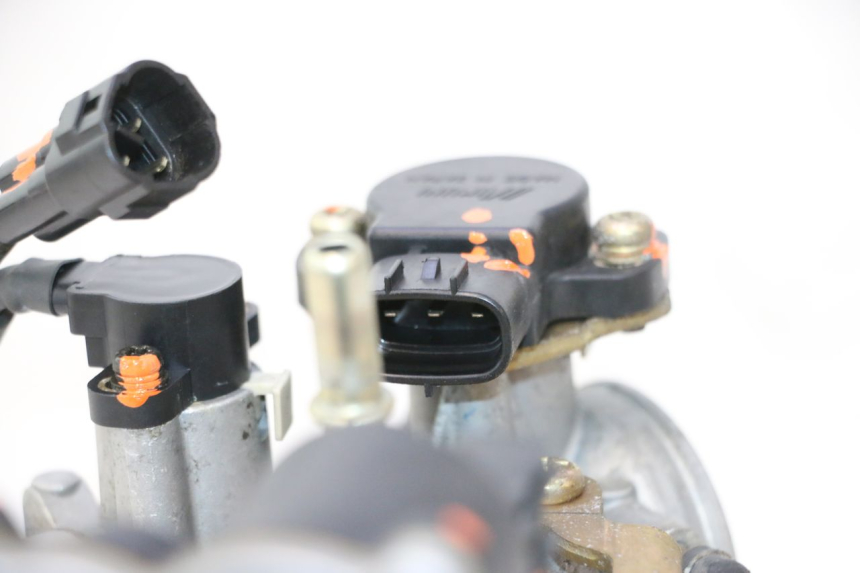 photo de CORPO FARFALLATO SUZUKI SV S 650 (2003 - 2009) - Altra angolazione