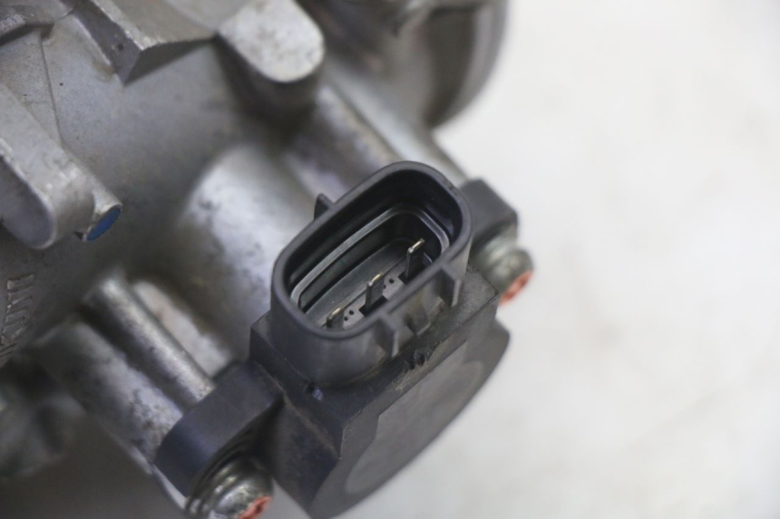 photo de INIEZIONE YAMAHA TDM ABS 900 (2002 - 2014) - Dettagli dei punti di fissaggio