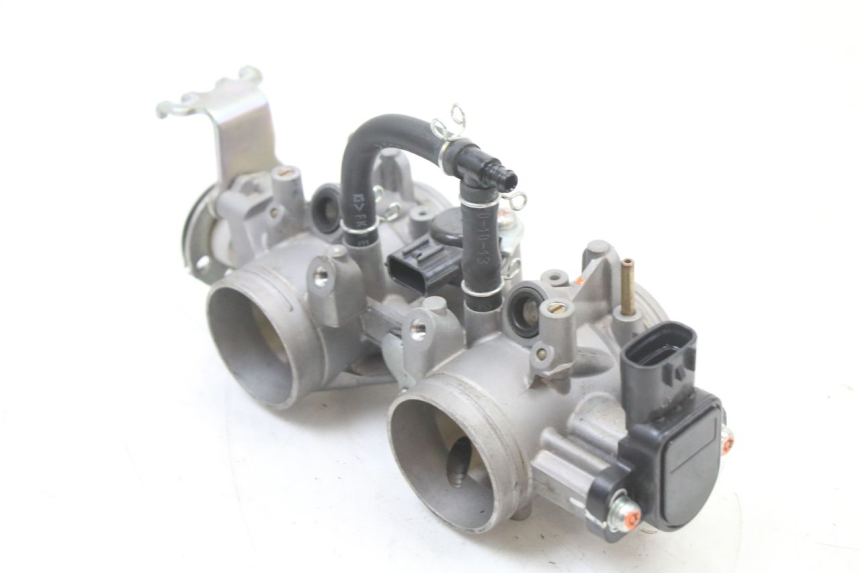 photo de CORPO FARFALLATO YAMAHA TRACER 7 700 (2020 - 2024) - Primo piano tecnico