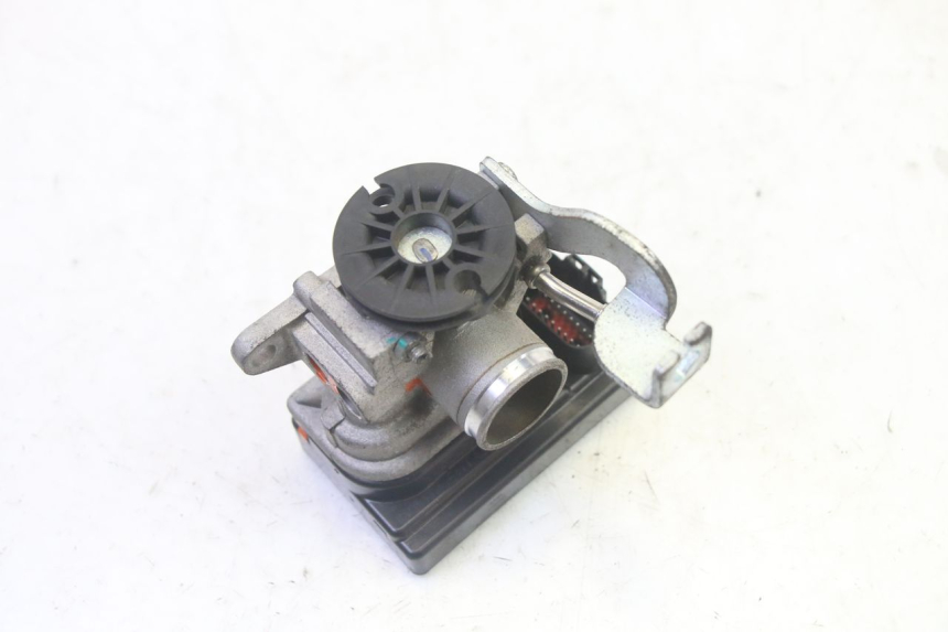 photo de CORPO FARFALLATO PEUGEOT TWEET PRO EFI 4T 50 (2021 - 2022) - Vista d'insieme del prodotto