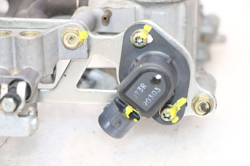 photo de INIEZIONE HONDA VFR FI RC46 800 (1998 - 2001) - Caratteristiche distintive