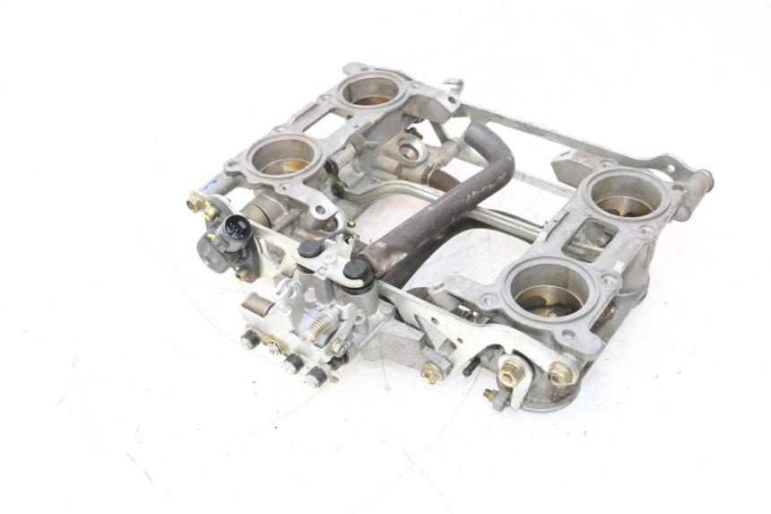 photo de INIEZIONE HONDA VFR FI RC46 800 (1998 - 2001) - Marcature e riferimenti originali