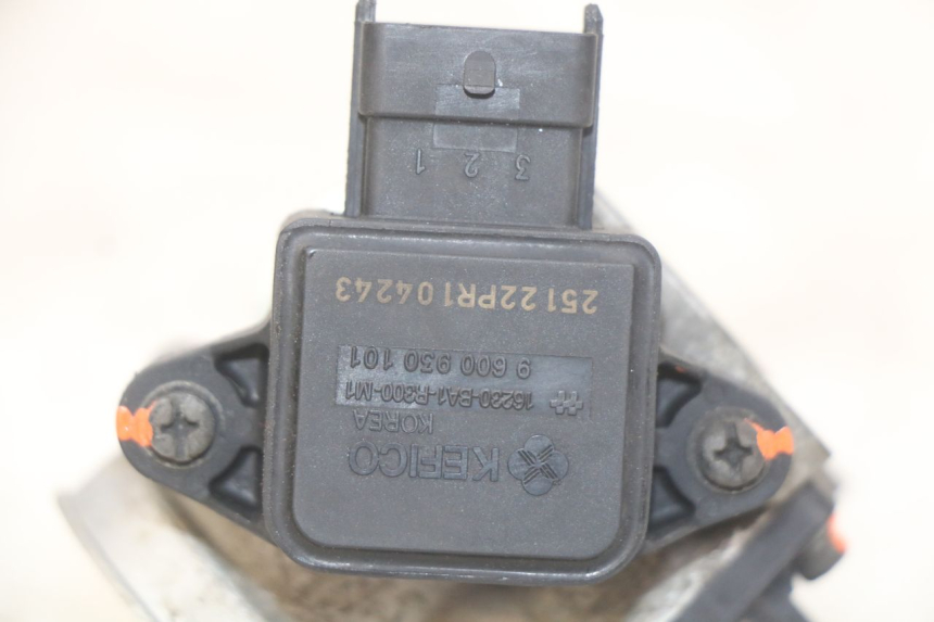 photo de INIEZIONE DAELIM VJ ROADWIN FI 125 (2008 - 2017) - Stato della superficie e materiale