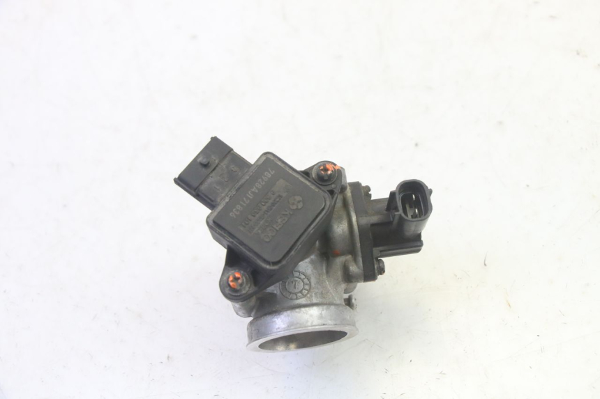 photo de INIEZIONE DAELIM VJ ROADWIN FI 125 (2008 - 2017) - Dettagli dei punti di fissaggio