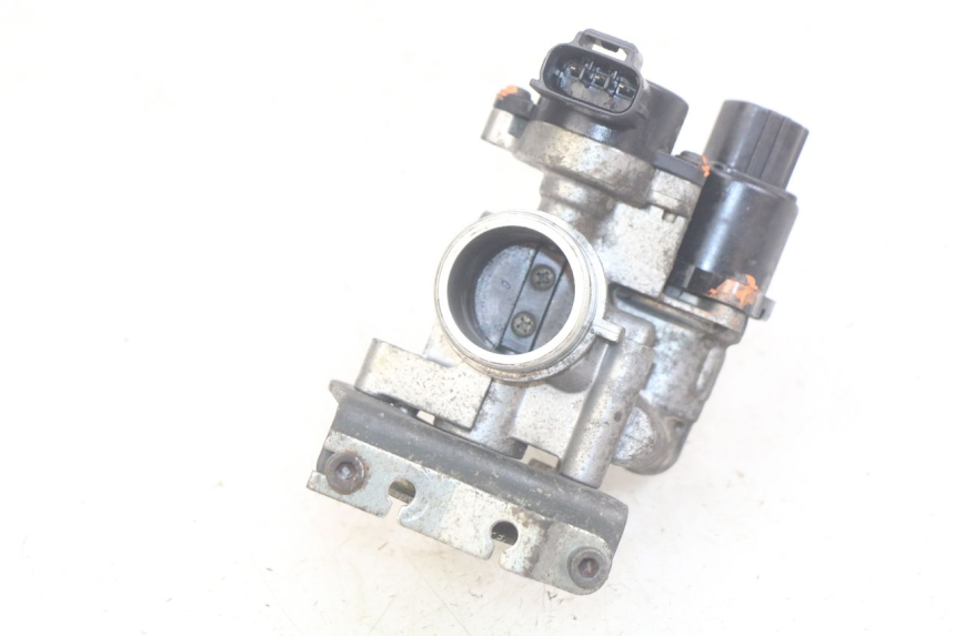 photo de INIEZIONE YAMAHA XMAX X-MAX 125 (2006 - 2009) - Altra angolazione