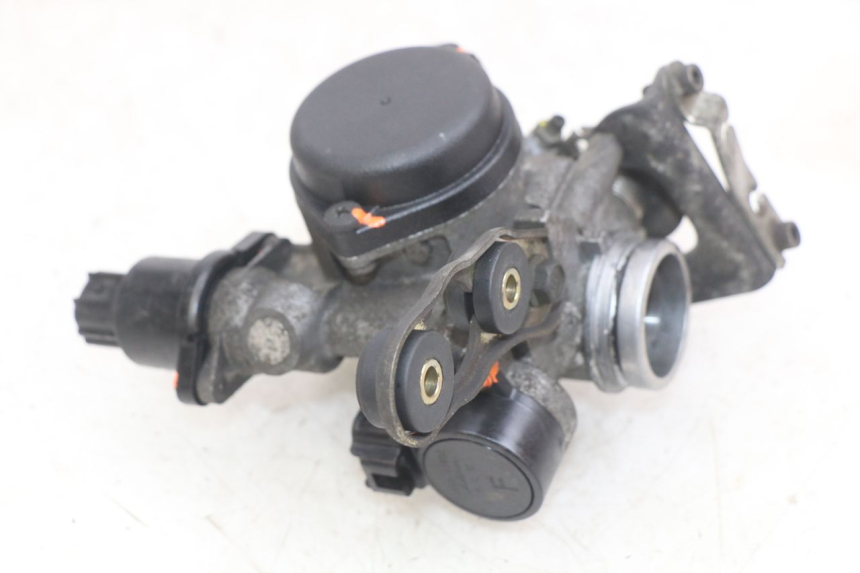 photo de INIEZIONE YAMAHA X-MAX XMAX 250 (2006 - 2009) - Altra vista dell'articolo