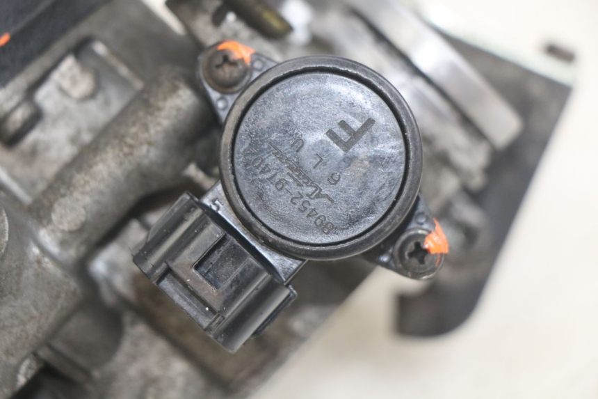 photo de INIEZIONE YAMAHA X-MAX XMAX 250 (2006 - 2009) - Altra angolazione