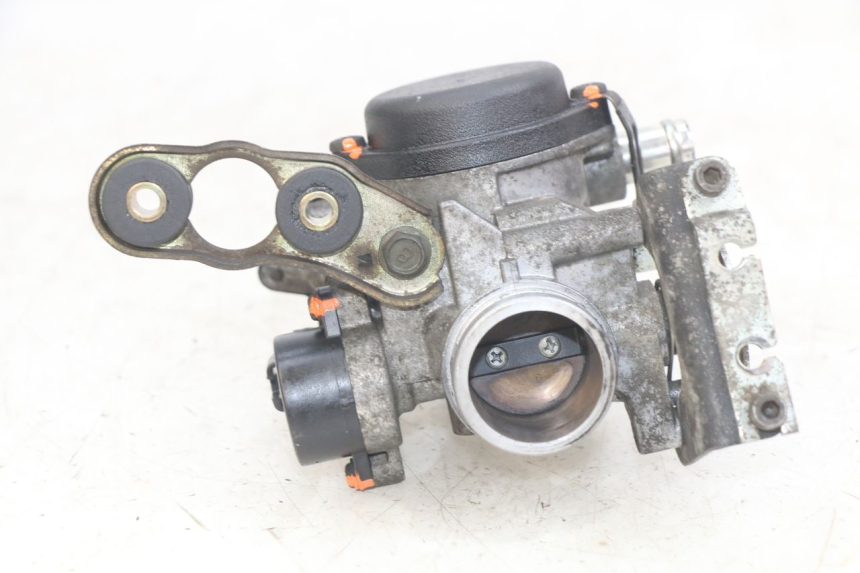 photo de INIEZIONE YAMAHA X-MAX XMAX 250 (2006 - 2009) - Primo piano tecnico