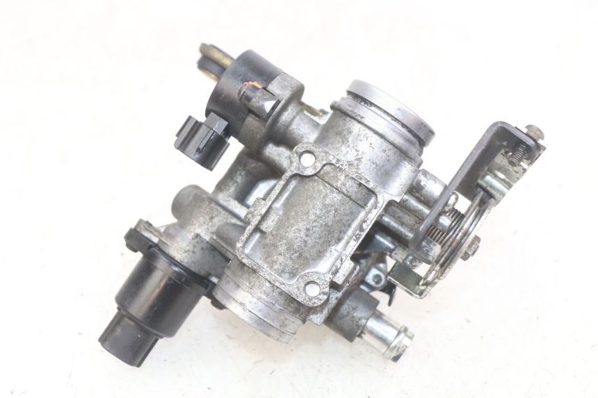 photo de INIEZIONE YAMAHA X-MAX XMAX 250 (2006 - 2009) - Marcature e riferimenti originali