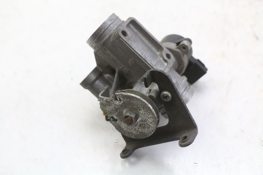 photo de INIEZIONE YAMAHA XMAX X-MAX 125 (2006 - 2009) - Primo piano tecnico