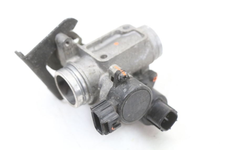 photo de INIEZIONE YAMAHA X-MAX XMAX 125 (2010 - 2013) - Altra angolazione