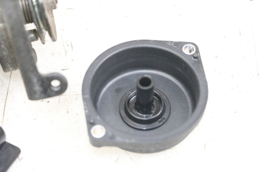 photo de INIEZIONE YAMAHA X-MAX XMAX 250 (2006 - 2009) - Primo piano ad alta risoluzione