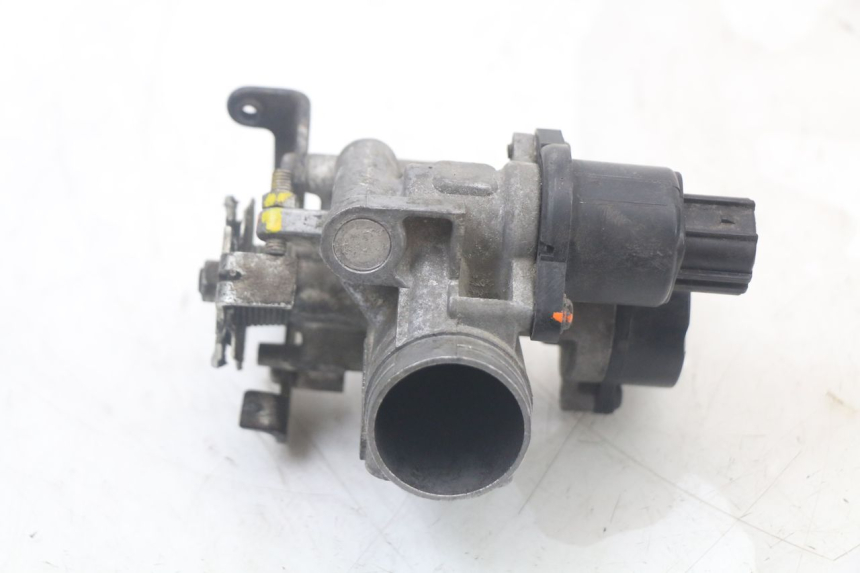 photo de INIEZIONE YAMAHA XMAX X-MAX 125 (2006 - 2009) - Dettaglio del componente